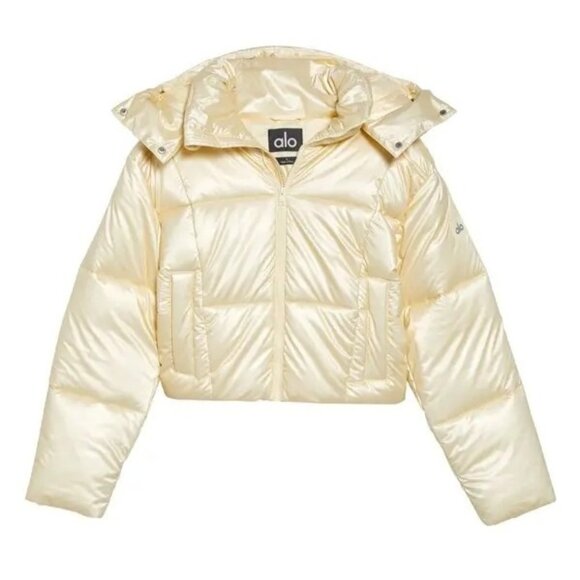 ALO Yoga Pearlized Pristine Puffer Jacket in French Vanilla - Picture 1 of 7